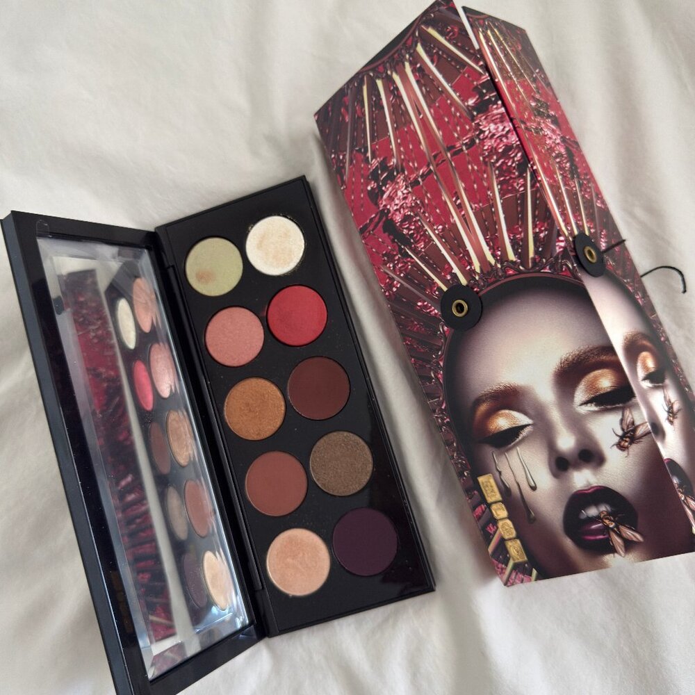 Pat McGrath Mothership V: Bronze Seduction Eyeshadow Palette